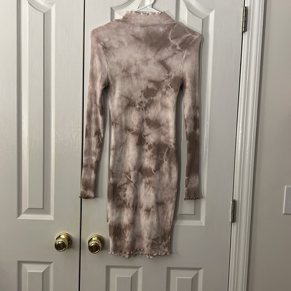 NWOT Final Touch Womens Small Tan Tie Dye Ribbed Dress - Picture 5 of 7